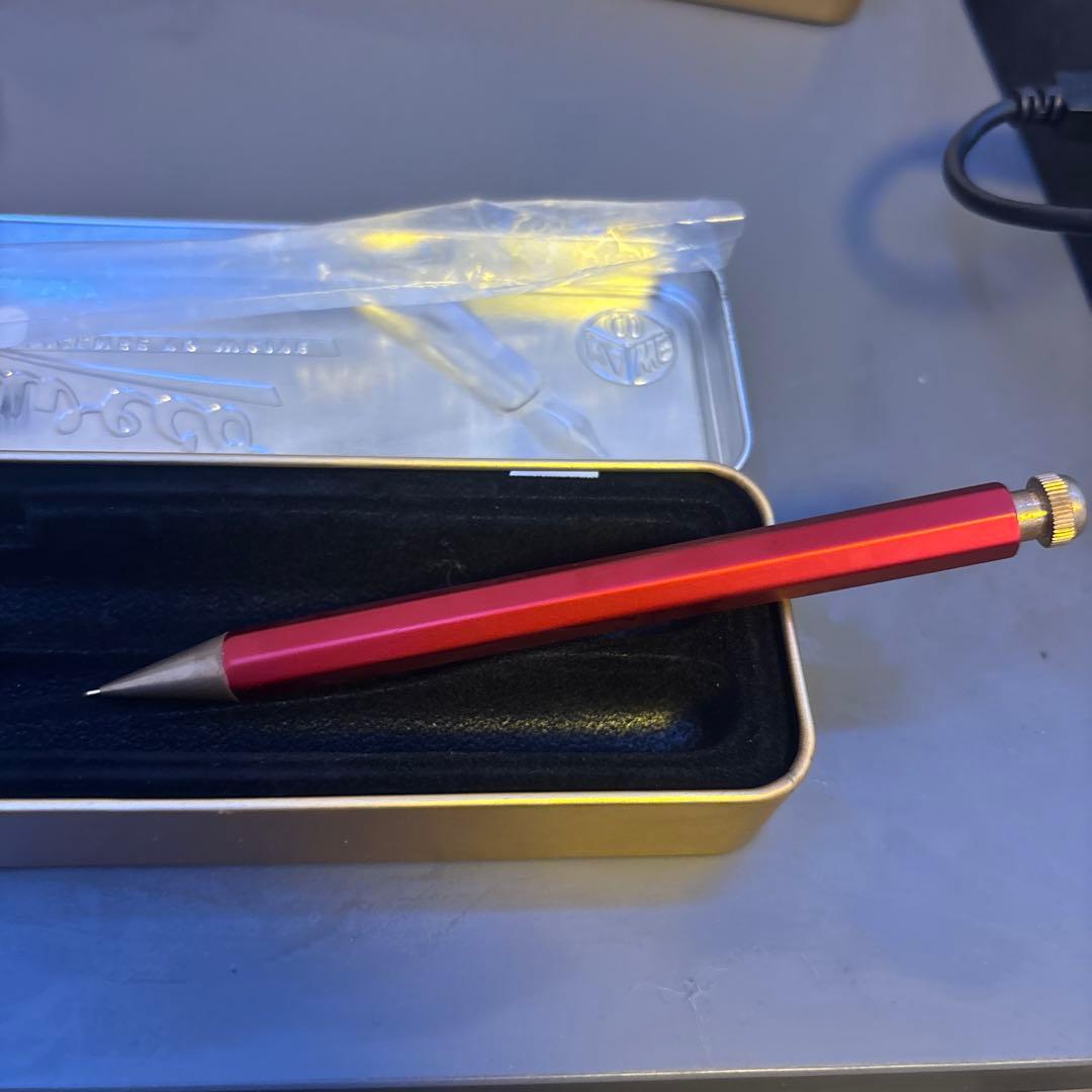 Kuretake Collection 0.5 KAWECO 限定 レッド