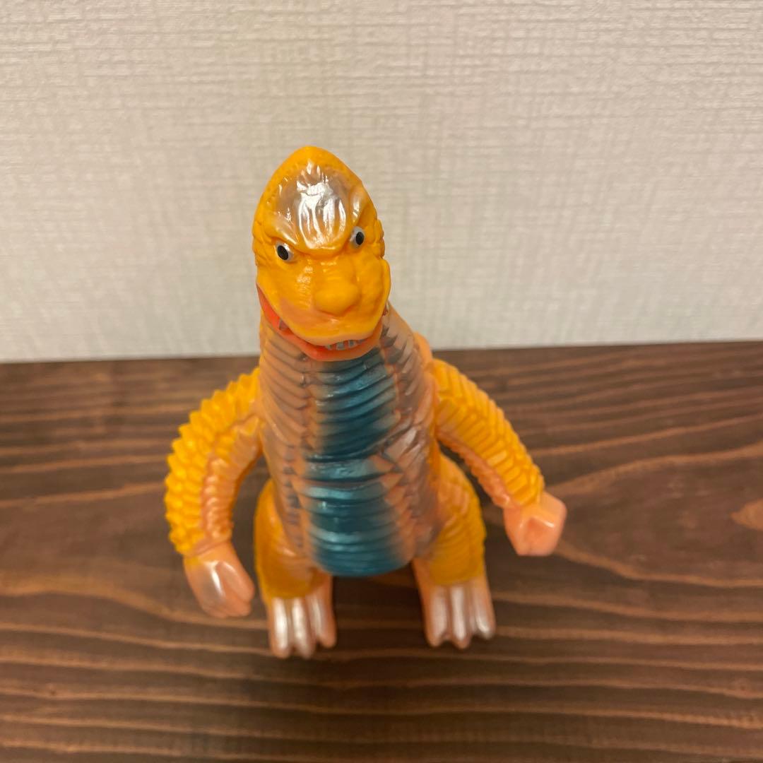 ブルマァク　レッドキング　レトロカラー　ソフビ
