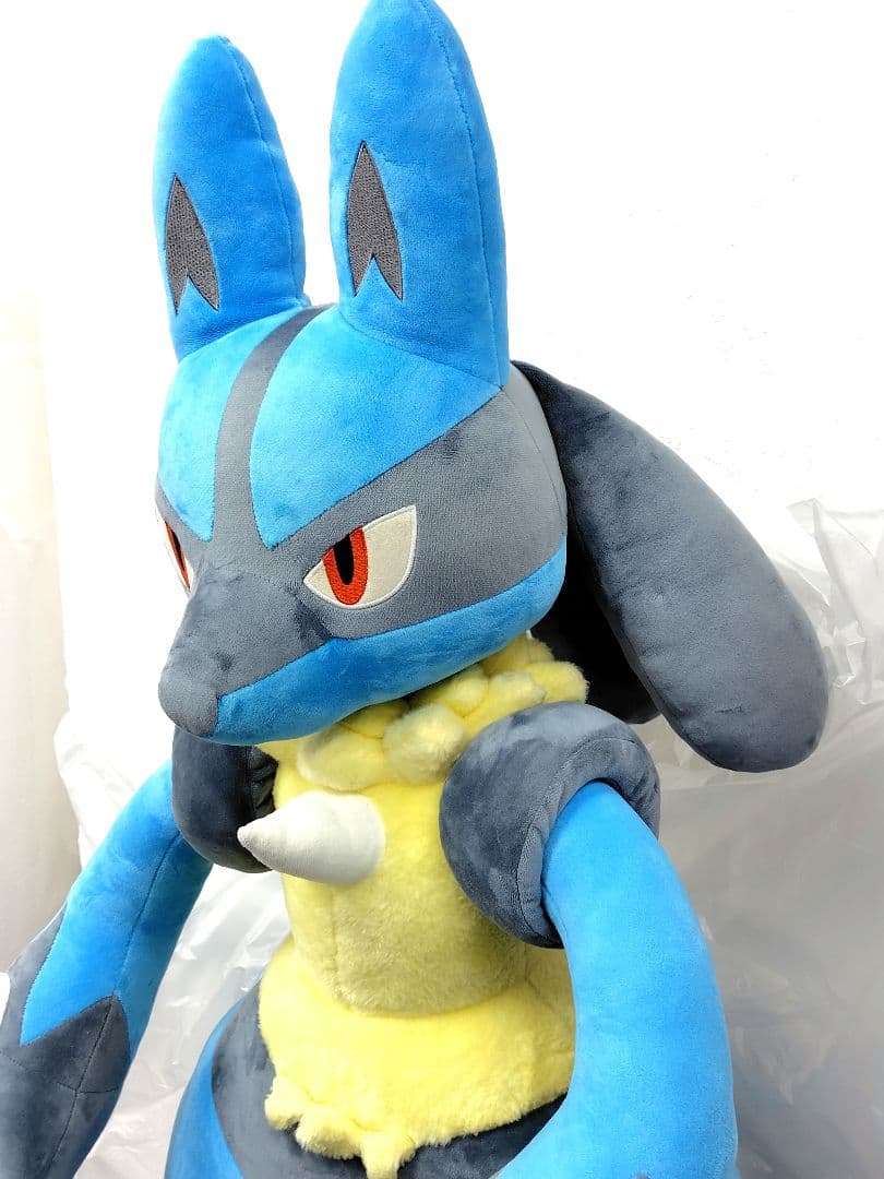 ポケモンセンター ルカリオ 等身大ぬいぐるみ