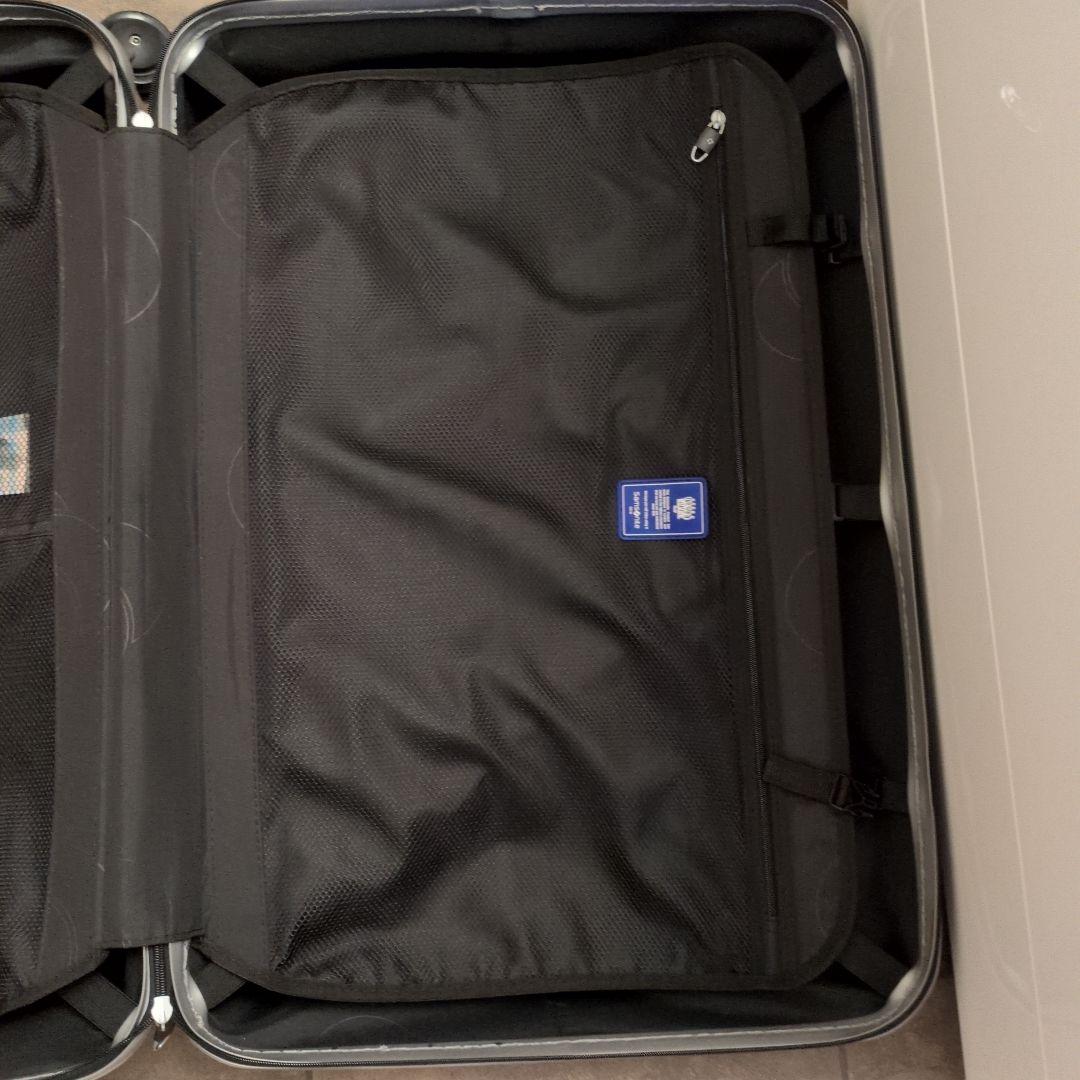 Samsonite シルバースーツケース72×50、厚み約28㌢