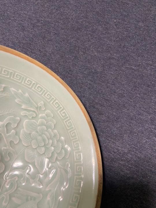 中国古美術品　宋金時代　定窯青白磁　鳳凰牡丹印花　お椀
