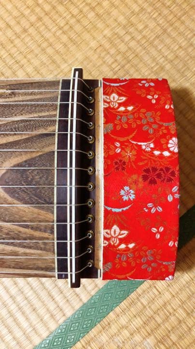 送料込み　和楽器　琴　十三弦　①