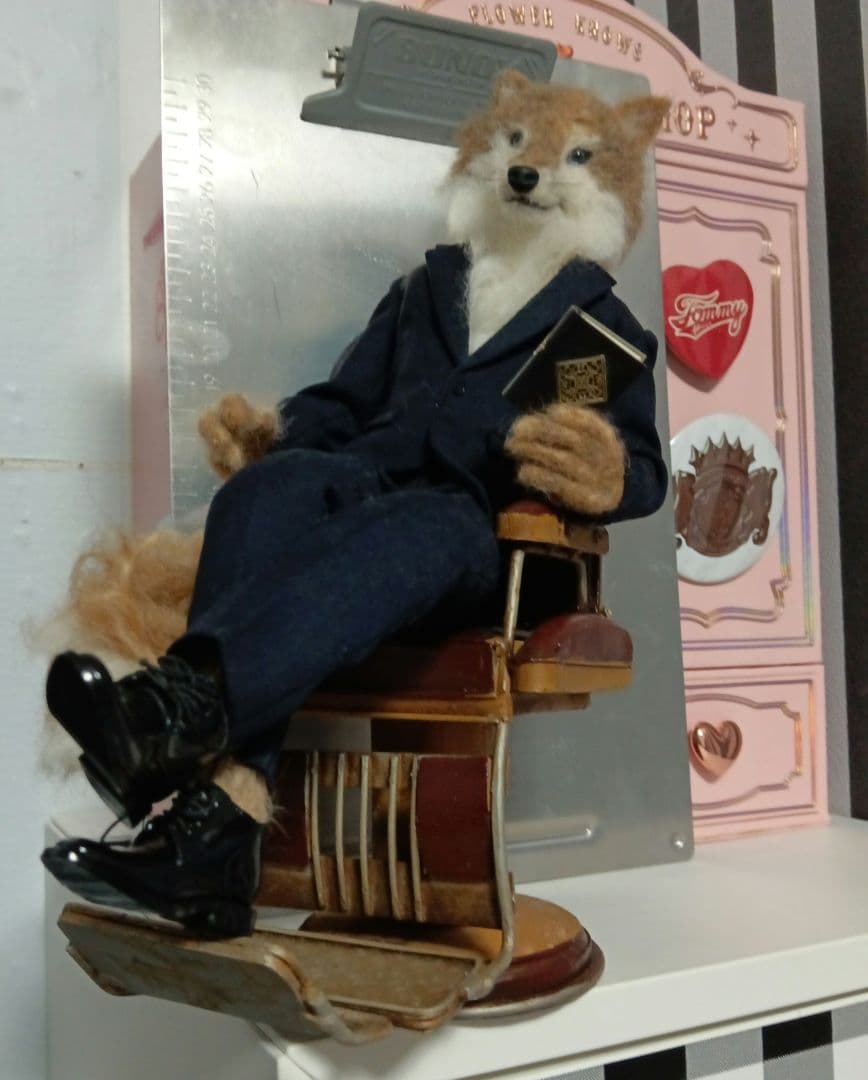 狼ドール 椅子セット スーツ 人形 オオカミ ぬいぐるみ 獣人