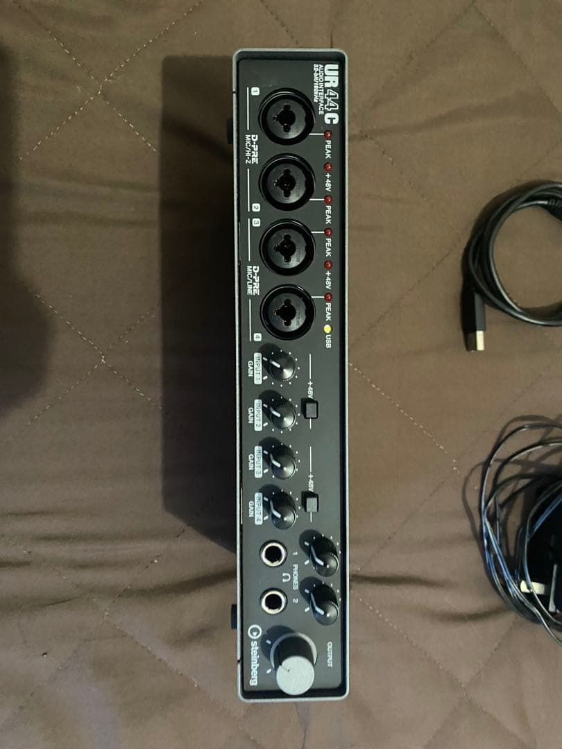 UR44C【美品】