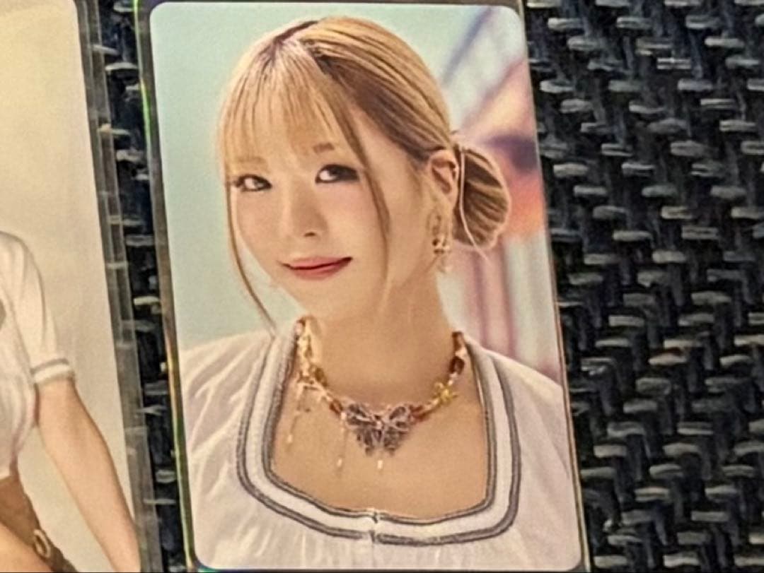 アイドル U