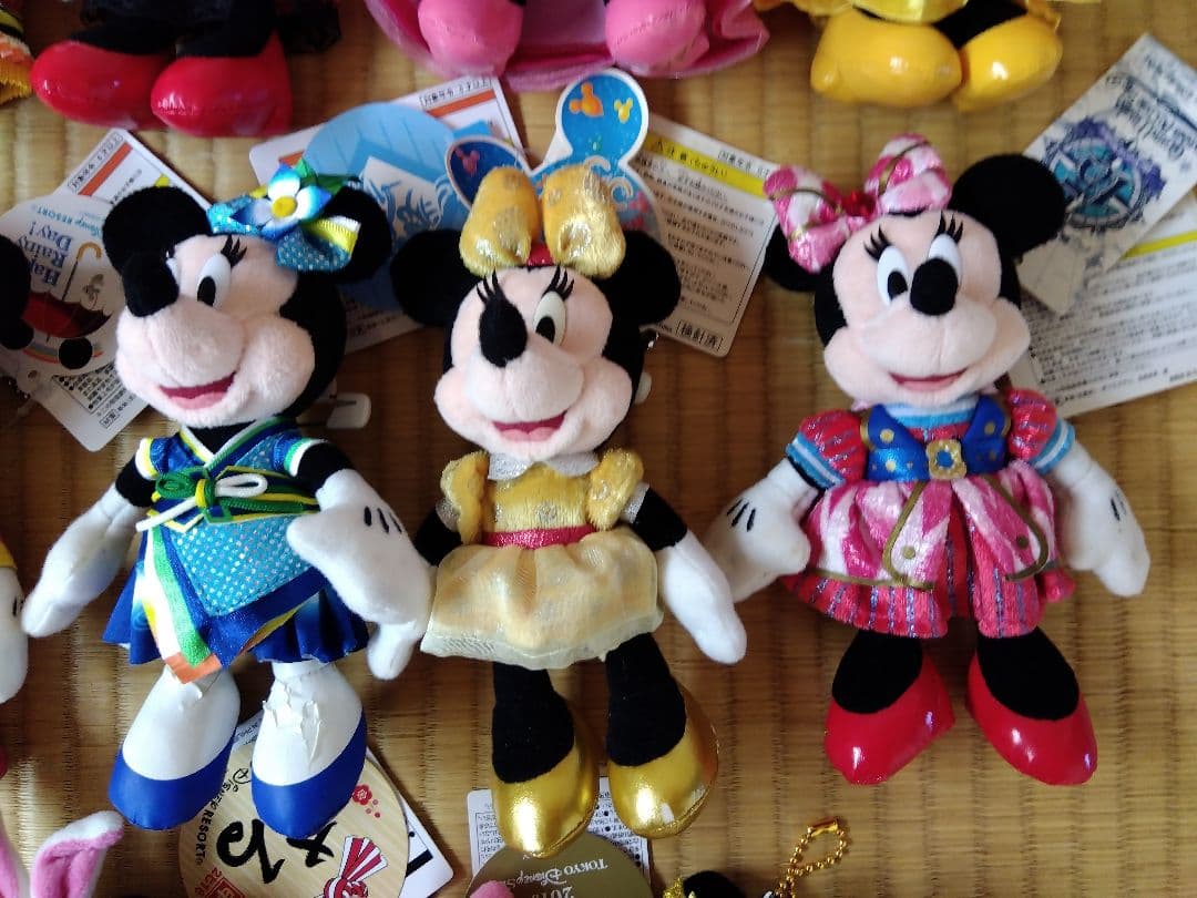 ディズニー　ミニー　ぬいぐるみバッジ　ぬいば　14体