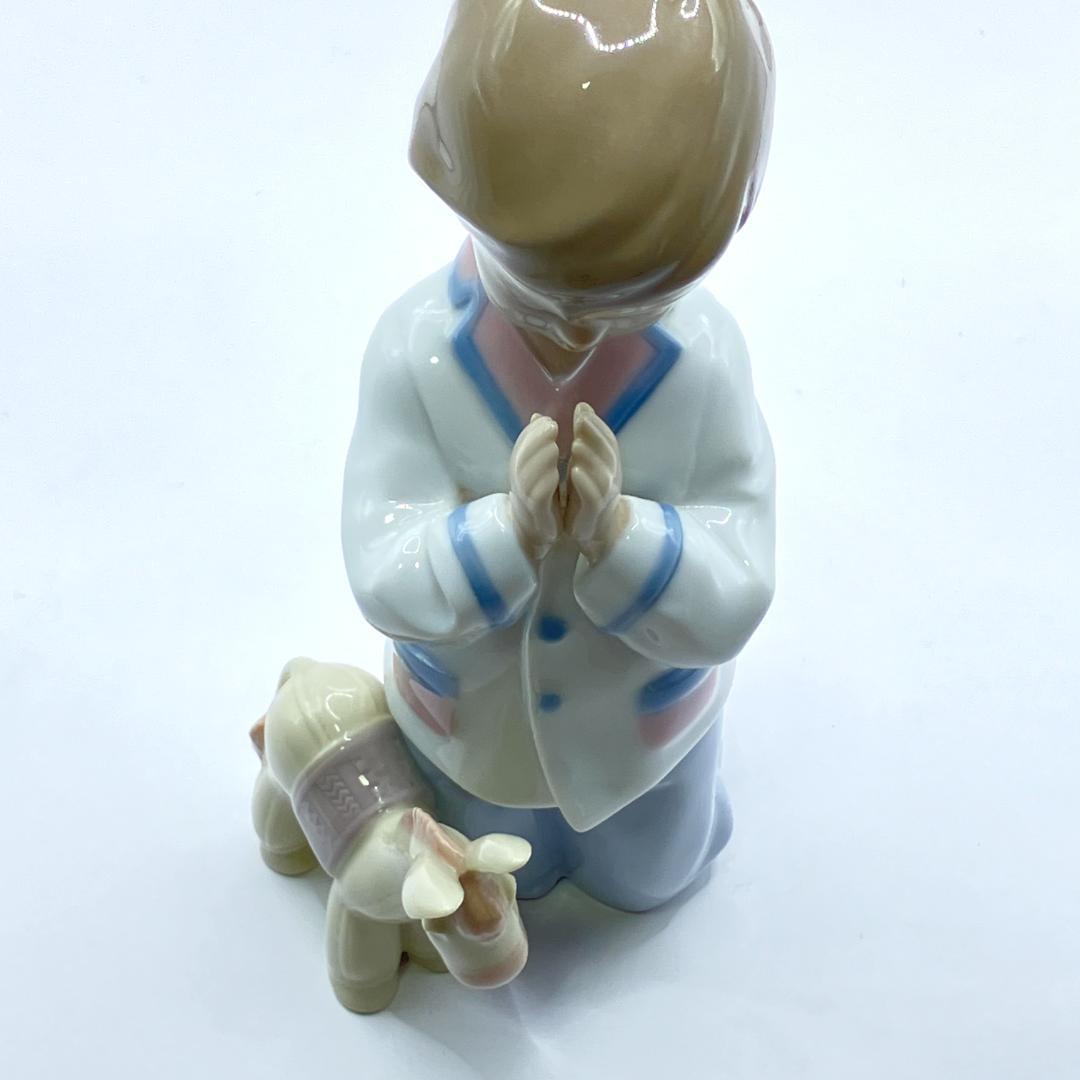 リヤドロ 仔馬と祈り 美品 陶器 アート インテリア 彫像 祈りのポーズ 希少