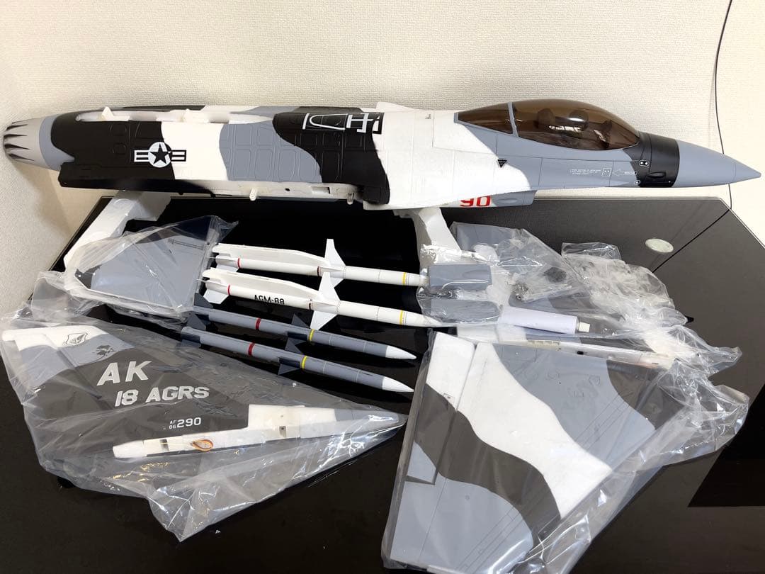 ラジコン 飛行機 F-16戦闘機 70㎜ ジェット PNP