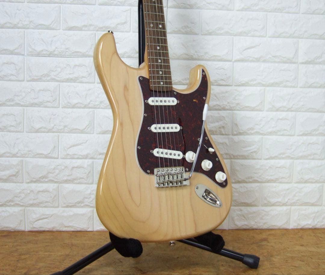 ギター Squier by Fender CV 70s Stratocaster