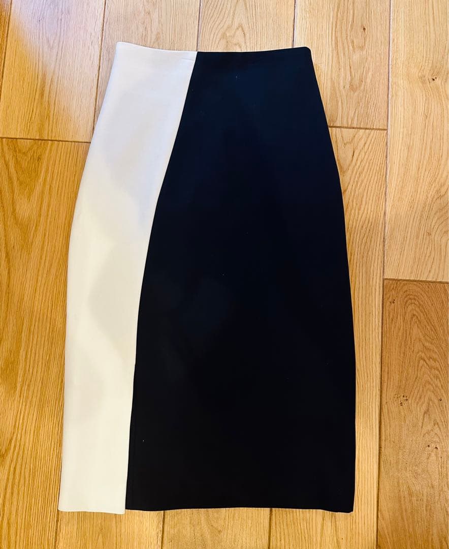 【HUGO BOSS】タイトスカート バイカラー