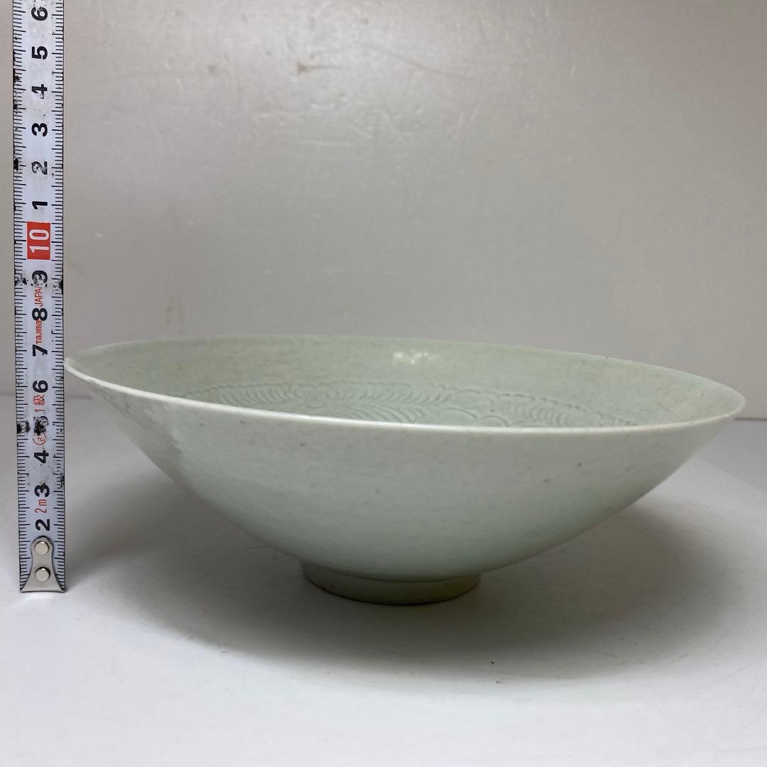 古代中国　青磁　青影刻雲鉢　幅約19.8㎝　トヒチル　東さ7-0304☆2F