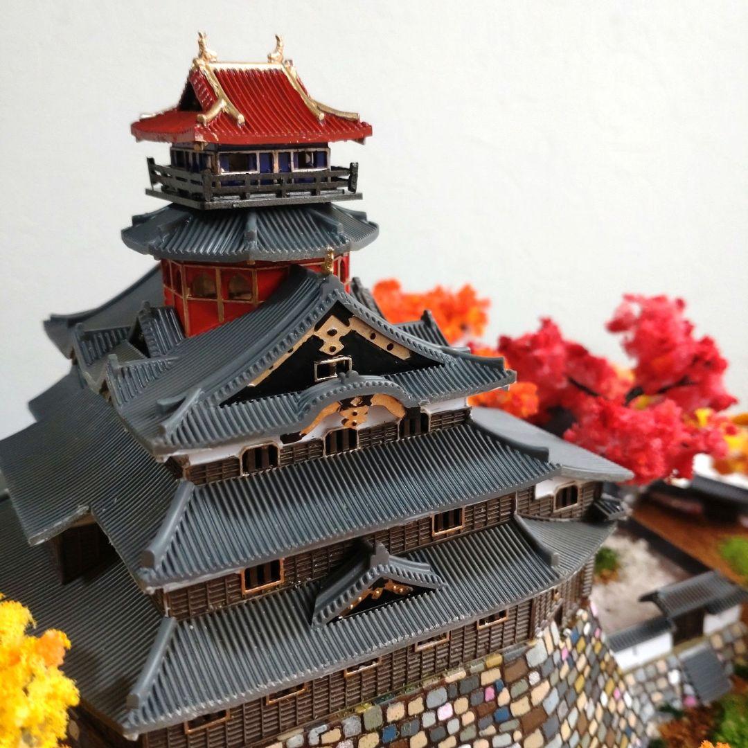 安土城　プラモデル　組立済完成品　秋（紅葉）バージョン