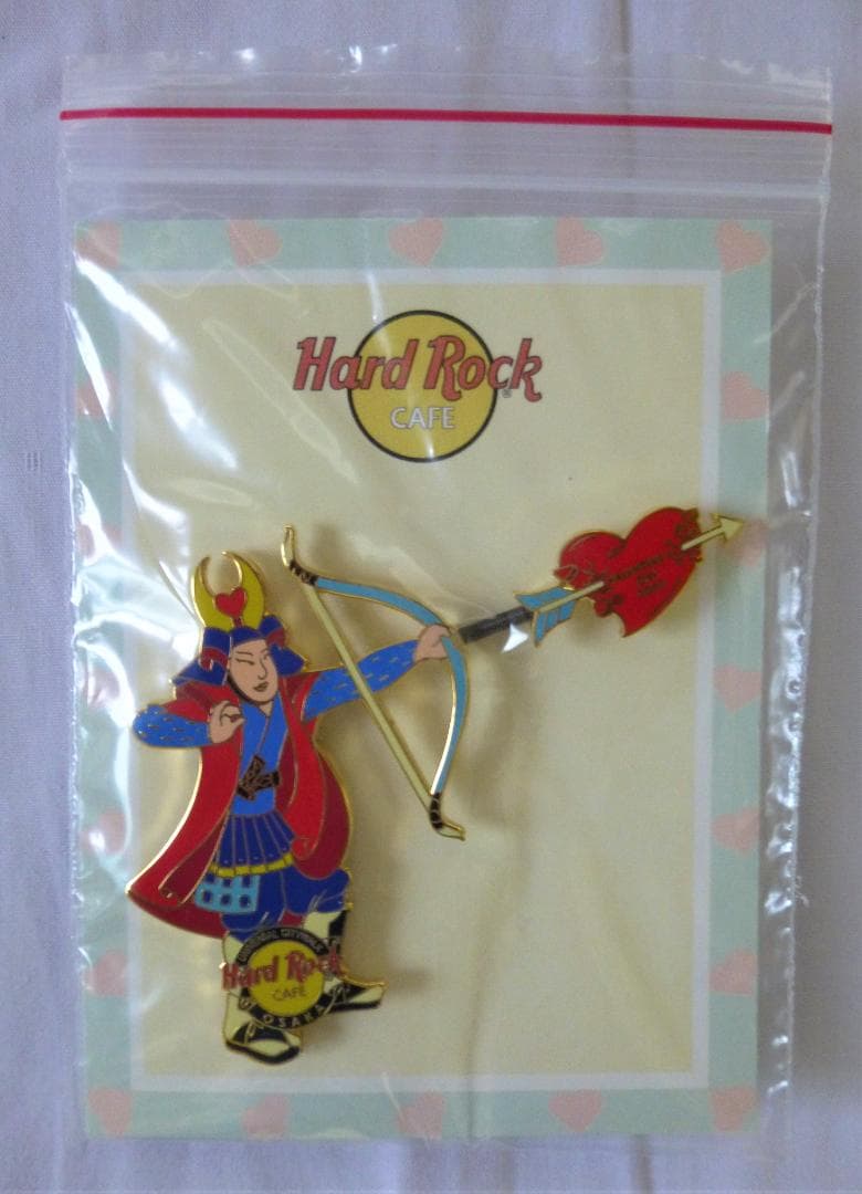 ハードロックカフェ　2002年バレンタインピン６店舗セット