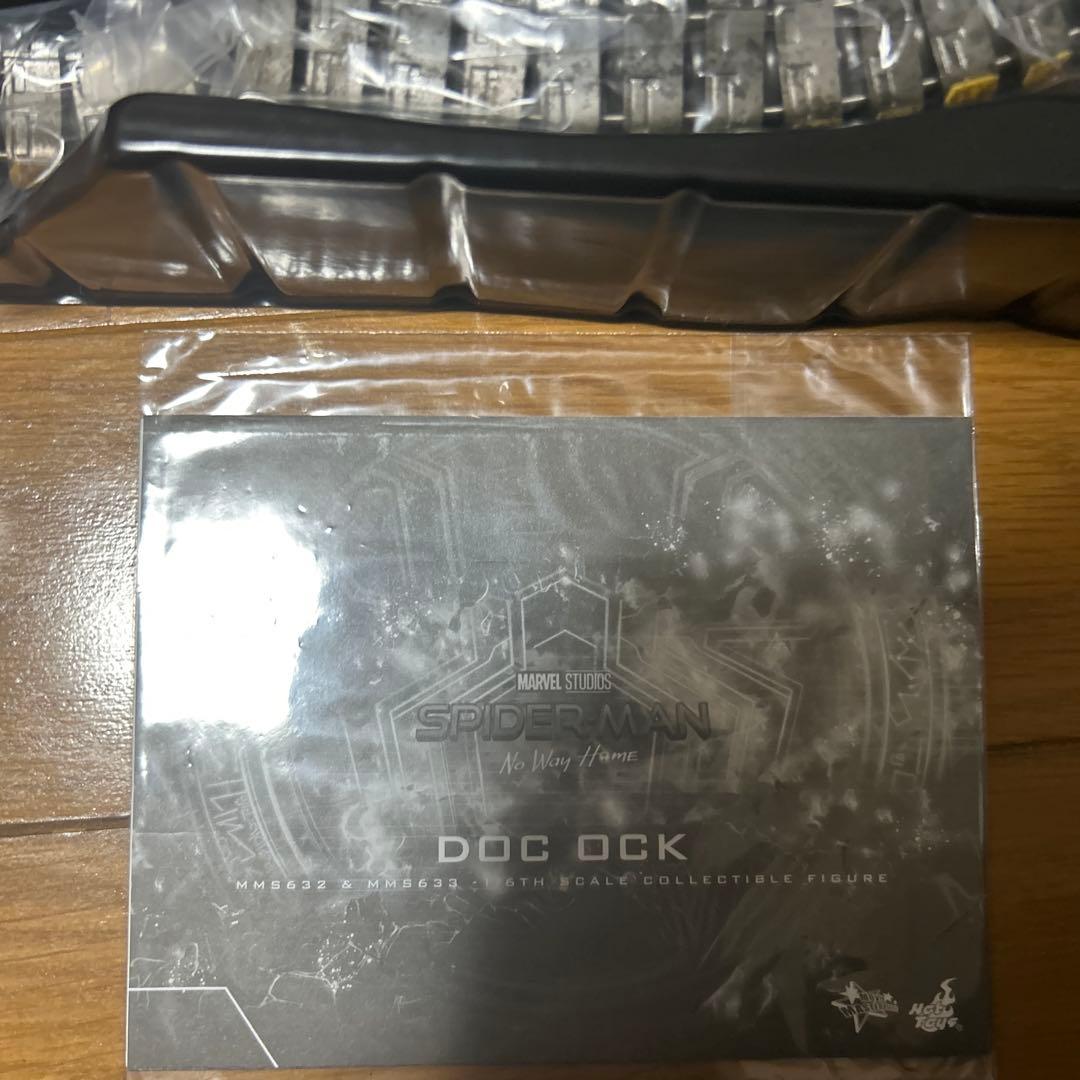 ホットトイズ ネイバーフッドスパイダーマン ・グリーンゴブリン・ドッグオクセット