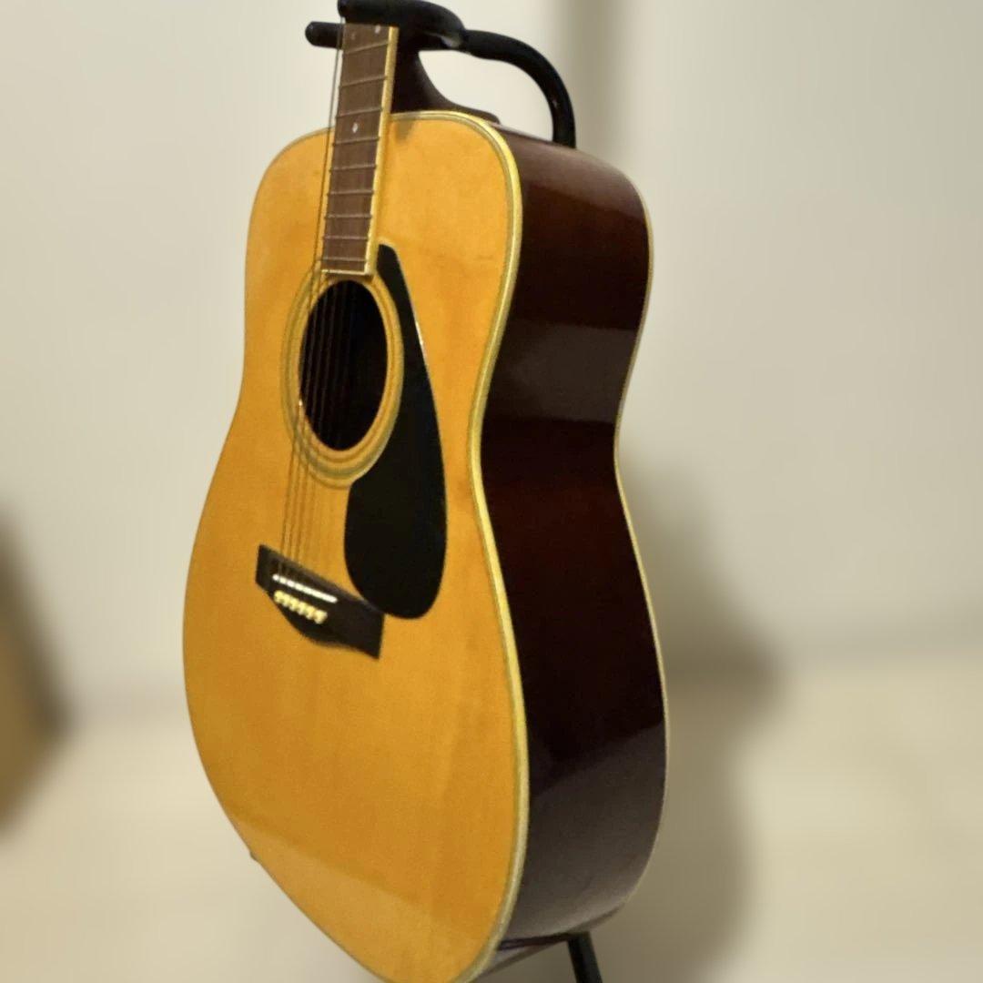 Yamaha FG-425 アコースティックギター　ソフトケース付