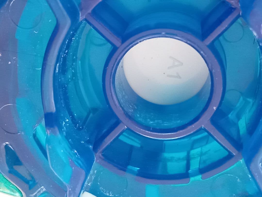 BEYBLADE X　ベイブレードX　 エアロペガサス3-70A　おまけ付き！！