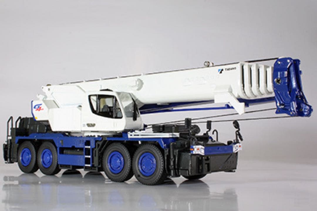 TADANO GR-1000N 模型