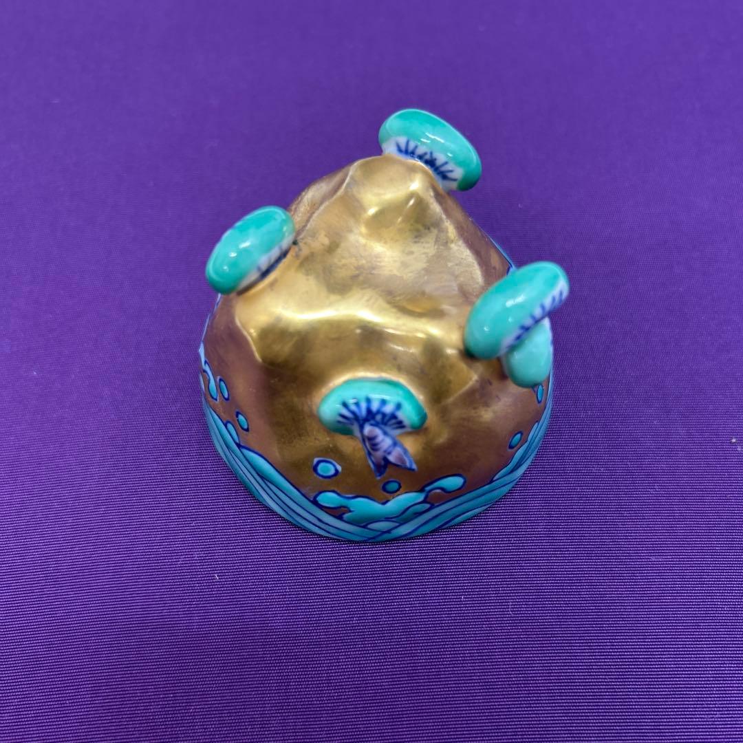 色絵松島蓋置
