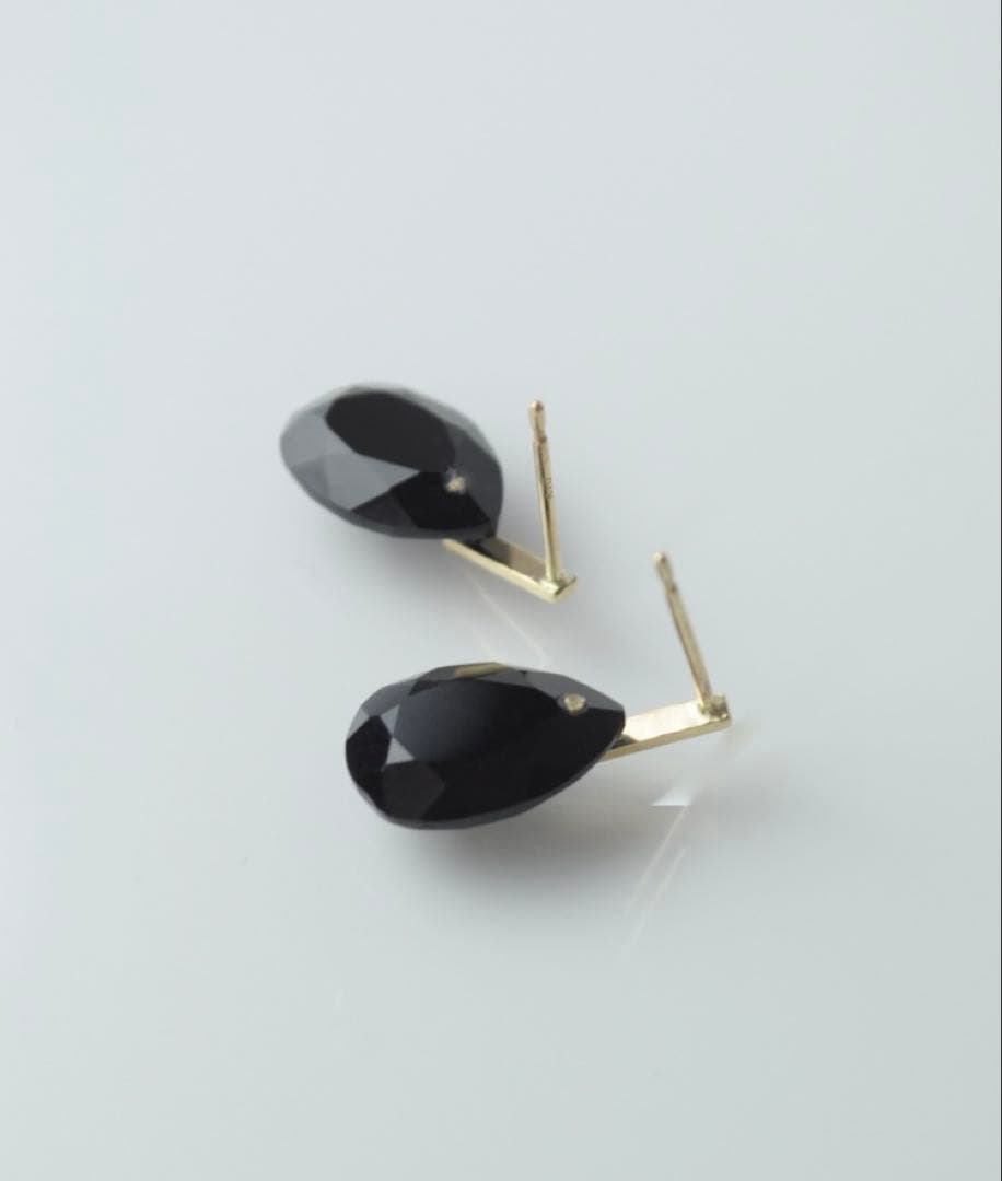 anq. K10 オニキス ピアス モード 現行品