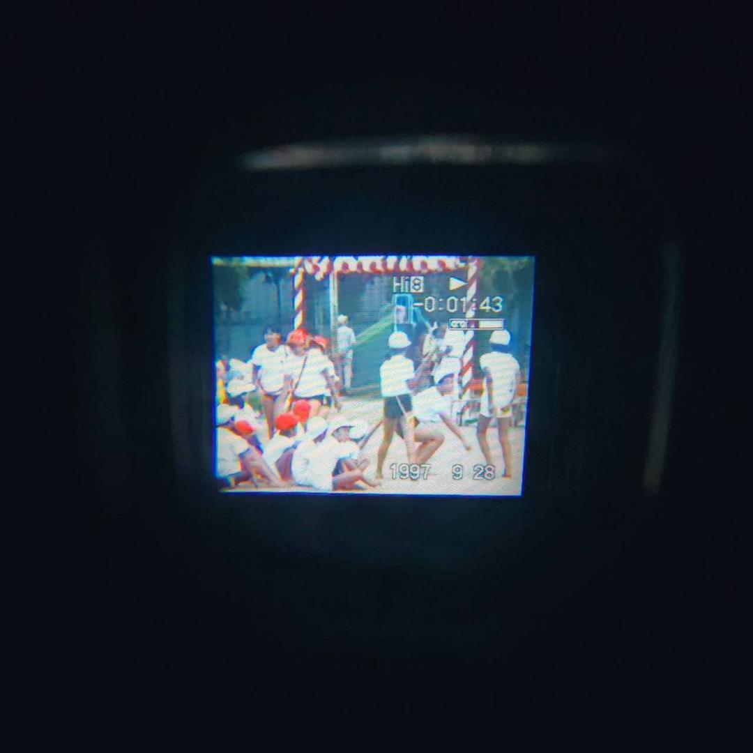 【動作確認済】希少 高画質 SONY Hi8 CCD-TR3300 説明書 箱