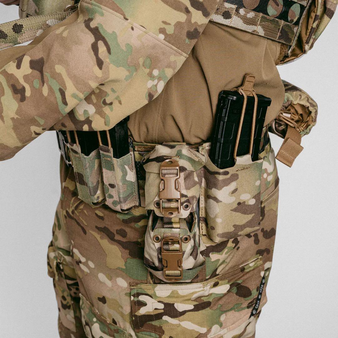 実物新品 フェローコンセプト フラグバッグ グレネードポーチ レンジャーグリーン