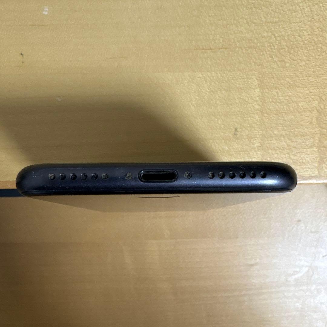 iPhone8 64G 本体