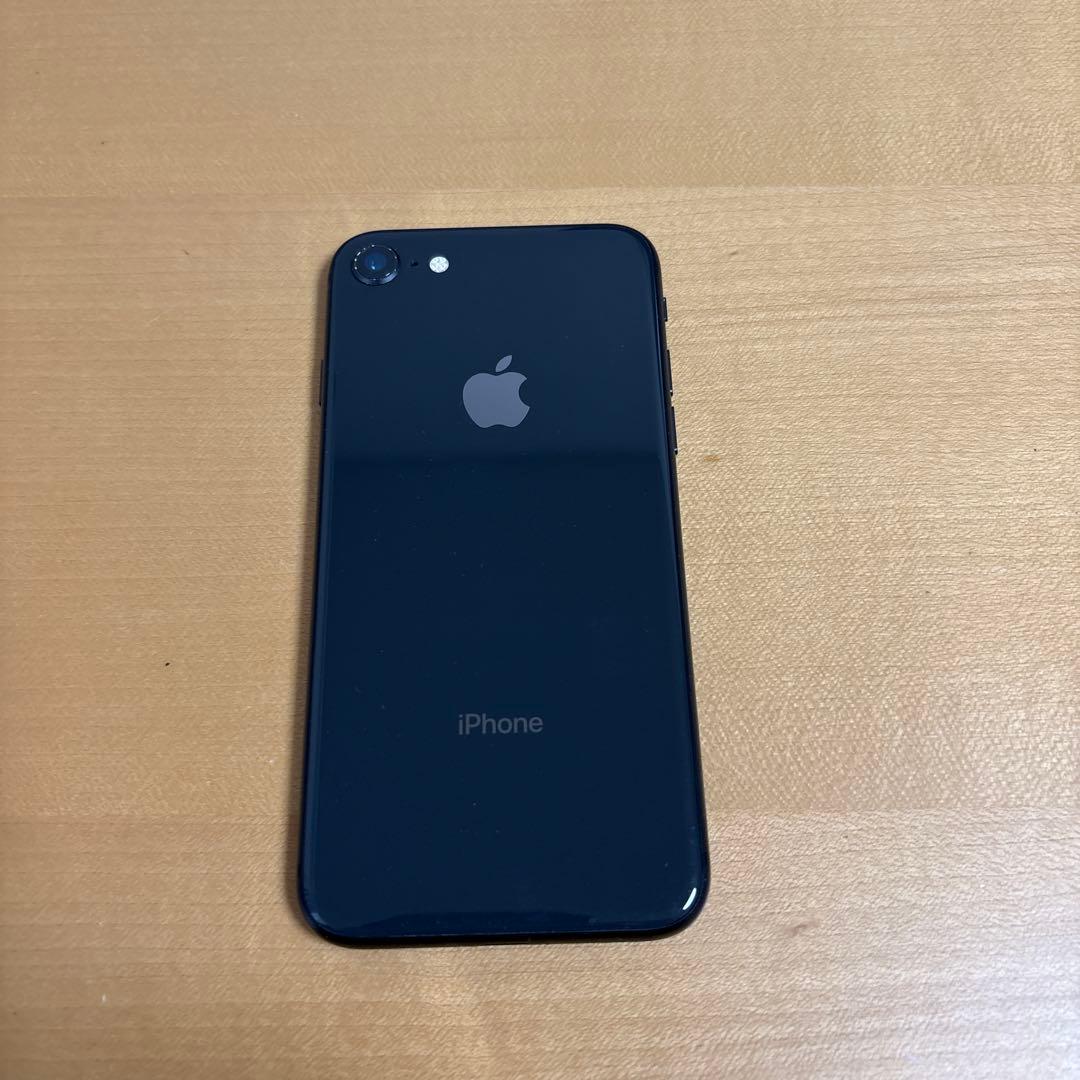 iPhone8 64G 本体