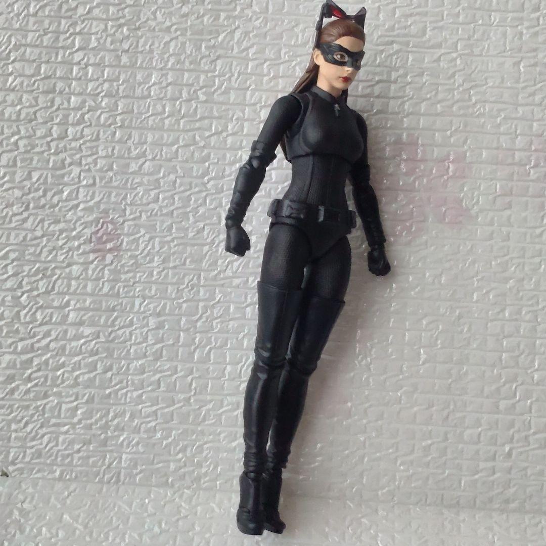 S.Hフィギュアーツ　キャットウーマン
