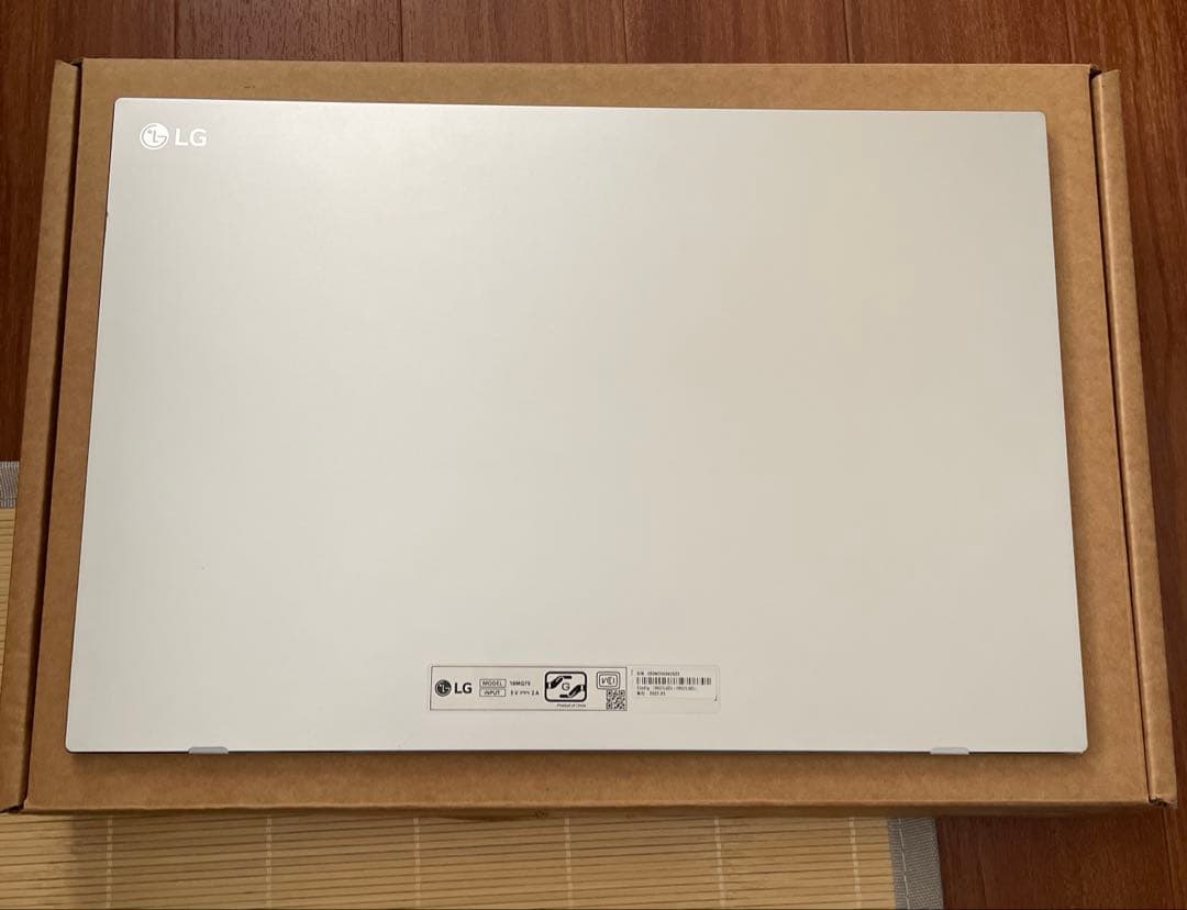 LGモバイルモニター gram +view 16MQ70