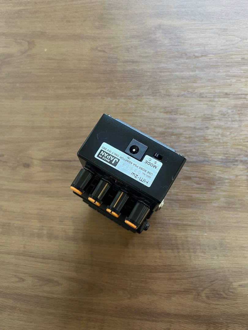 BOSS Heavy l HM-2W ギターエフェクター