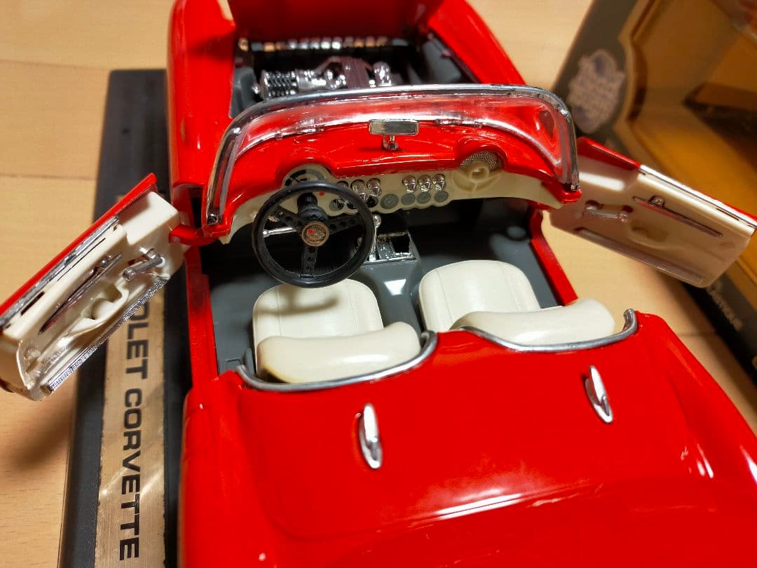 【激レア】CHEVROLET CORVETTE1957☆1:18