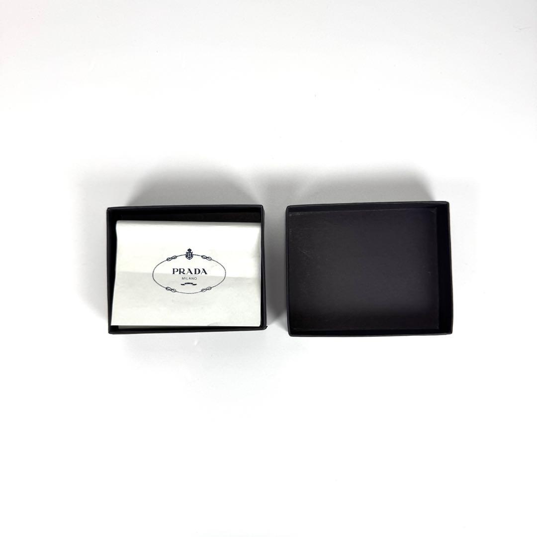 未使用保管品✨ PRADA ブラックレザー キーケース 箱付き