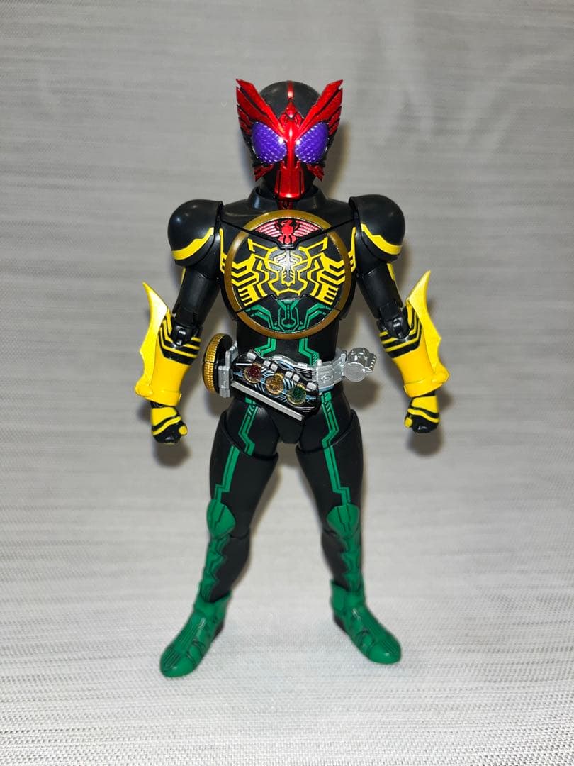 S.H.Figuarts真骨彫製法 仮面ライダーオーズ タトバ パープルアイ付属