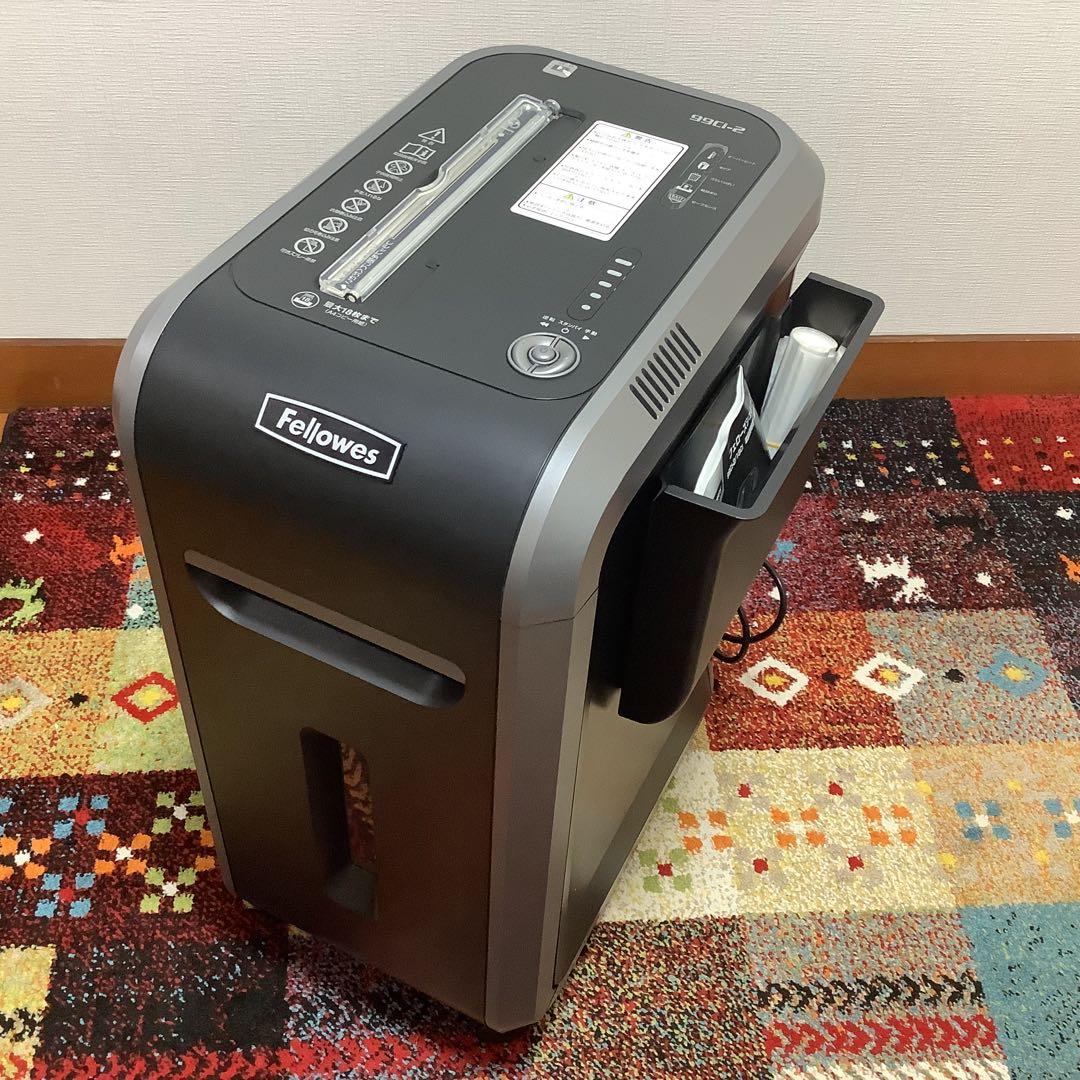Fellowes 家庭用シュレッダー 大容量