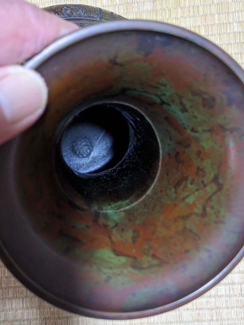 ♦高岡銅器 能作吉秀作 斑銅 鋸歯 鳳凰 饕餮地紋 龍双耳花瓶 花器置物 骨董品
