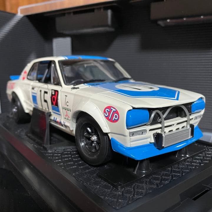 新品未展示品　京商 1/18スカイライン 2000GT-R高橋国光 直筆サイン入