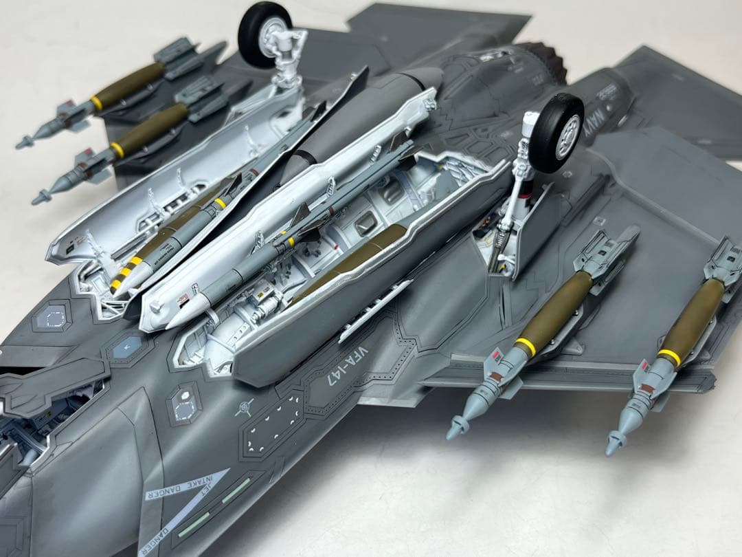 タミヤ 1/48 F-35C （完成品）