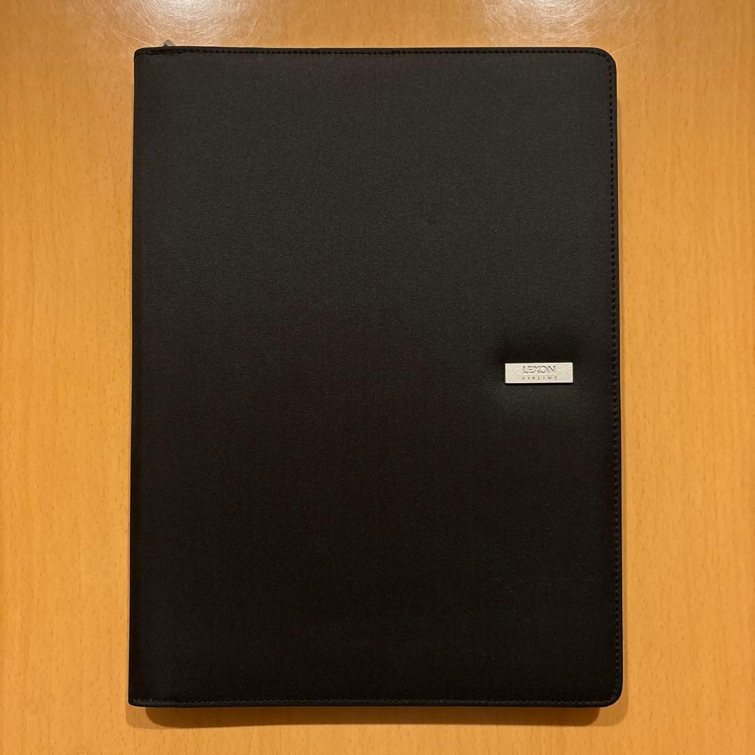 LEXON A4ドキュメントホルダー、ボールペン、A4サイズメモ帳付き