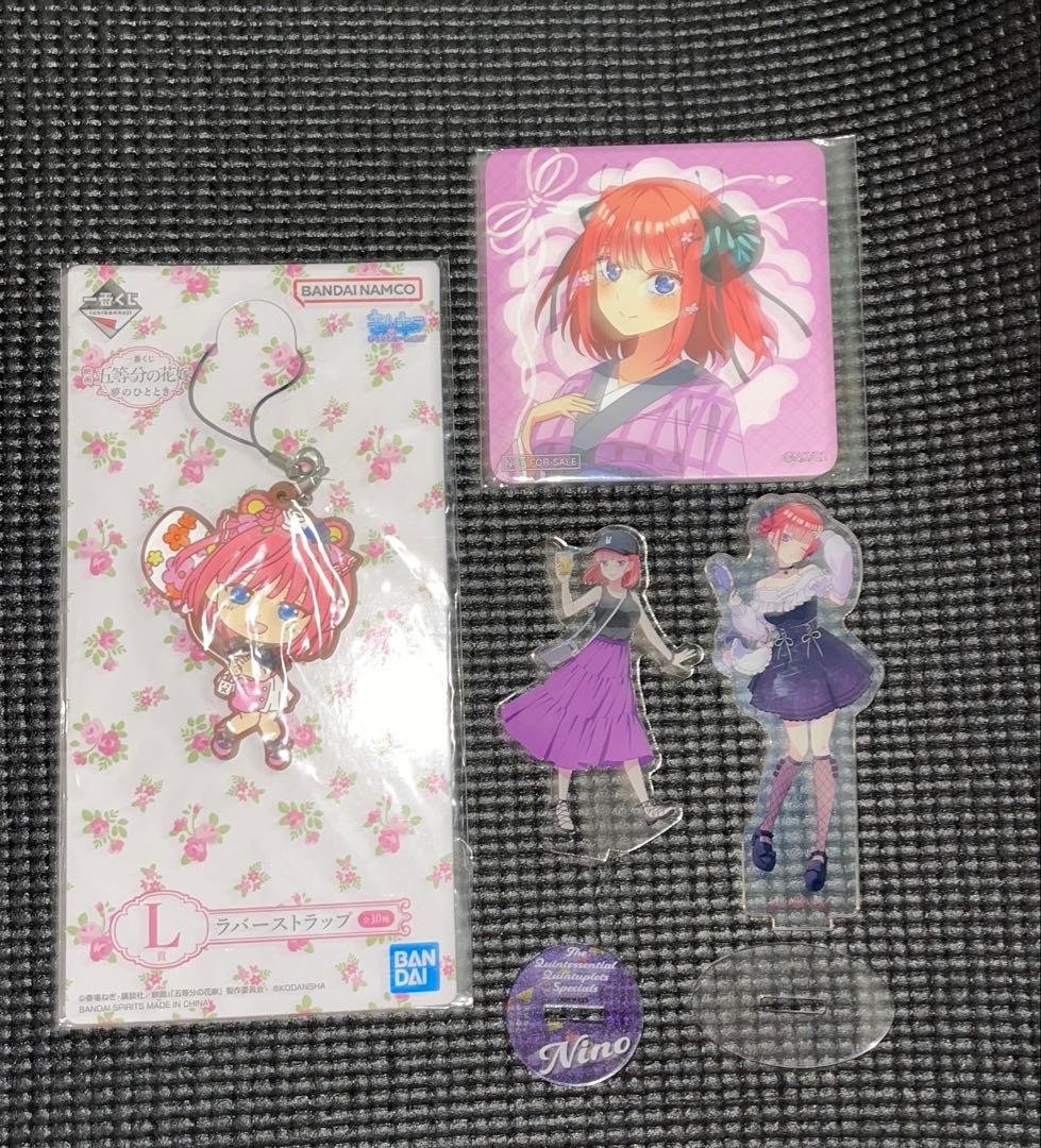 五等分の花嫁 中野二乃 ネグリジェ 缶バッジ