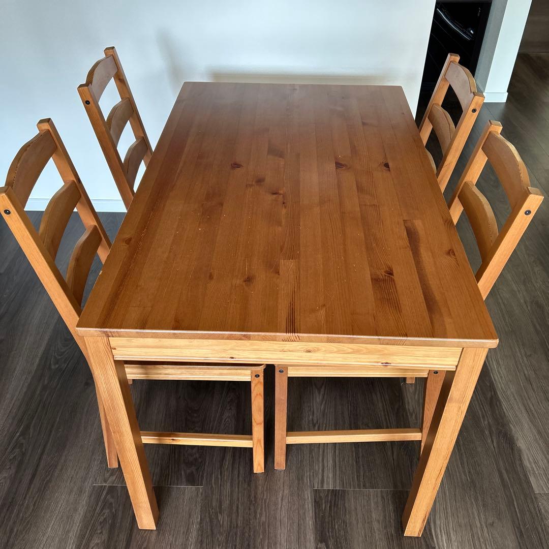 IKEAダイニングテーブル・チェア4脚の5点セット