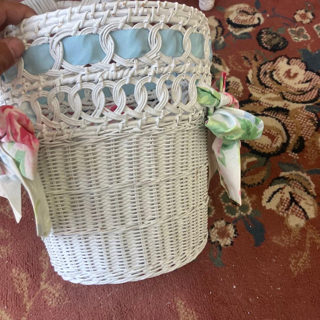 北欧レトロ 姫系 ラタンドレッサー 鏡台 椅子&ゴミ箱付き ビンテージ 古家具