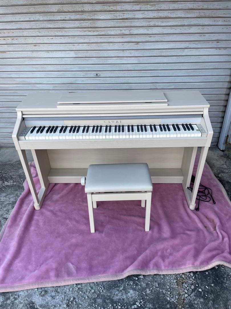 KAWAI コンサートアーティスト　CA17A ホワイト