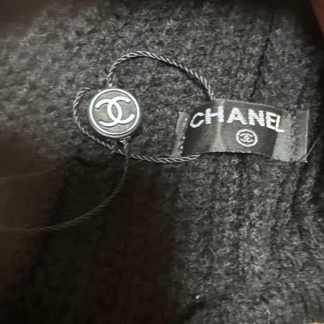CHANEL ポンポン付きニット 本日限定