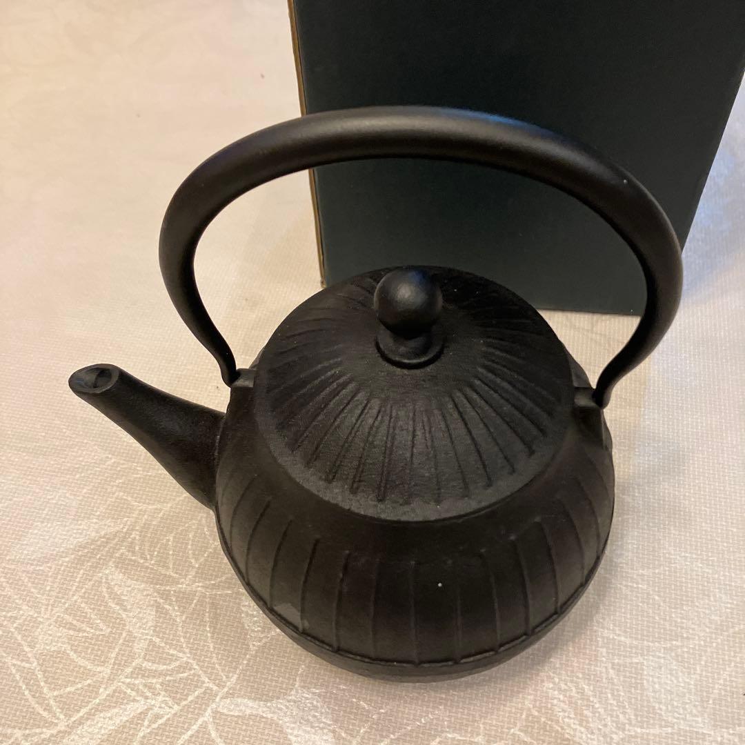 鉄瓶　及源
