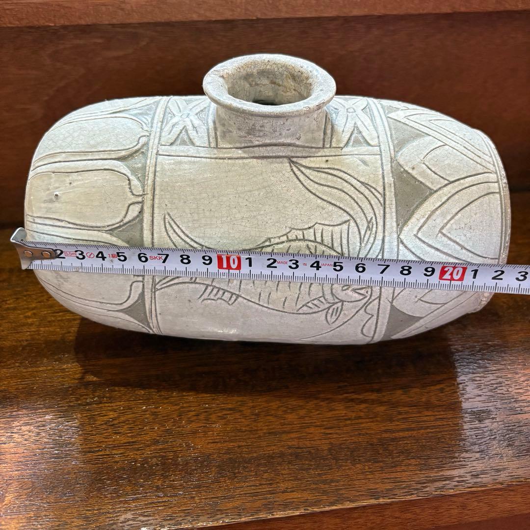 俵壺　置物　魚