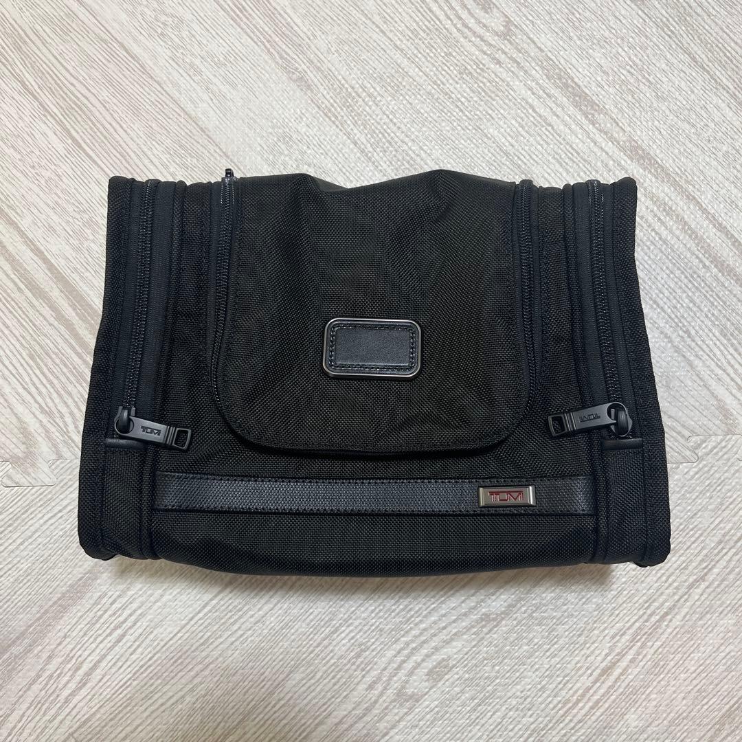TUMI トラベルポーチ