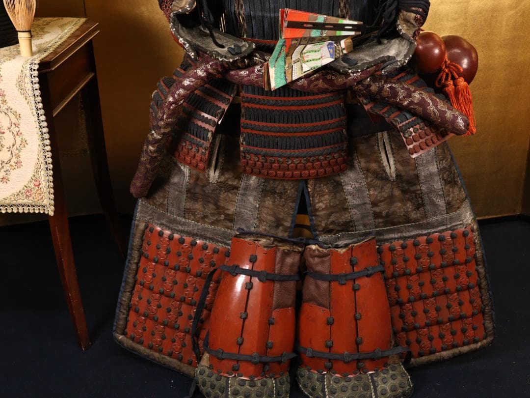 BY03　甲冑　丸に渡辺星紋　鹿角脇立　三日月前立　鎧櫃付　等身大　兜　武具