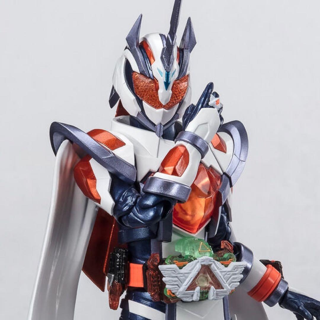 S.H.Figuarts 仮面ライダーマジェード サンユニコーン