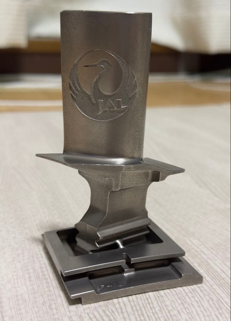 【貴重】JAL 日本航空　エンジンタービンブレード整備士加工品