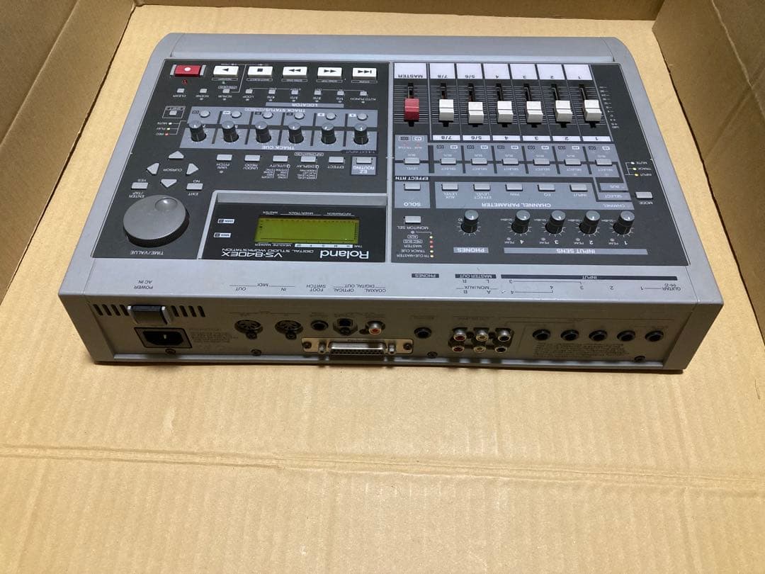 ROLAND VS-840EX マルチトラックレコーダー 0801